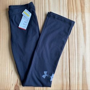 NWT Black Under Armour Straight Leg Yoga Pants